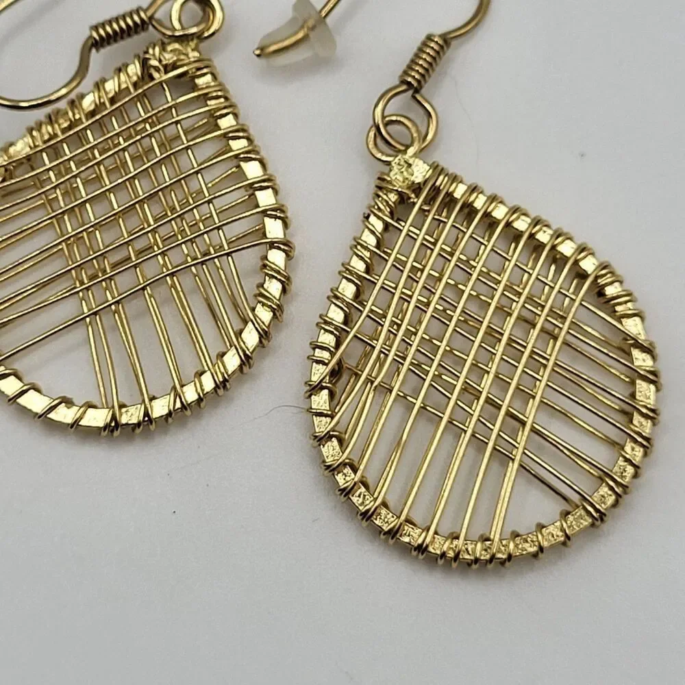 Lot of 3 Vintage Goldtone Earrings Hoop, dangle, Mermaid Shell